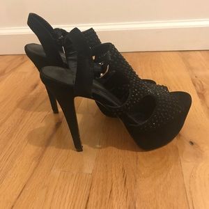 BCBGeneration Platform heel